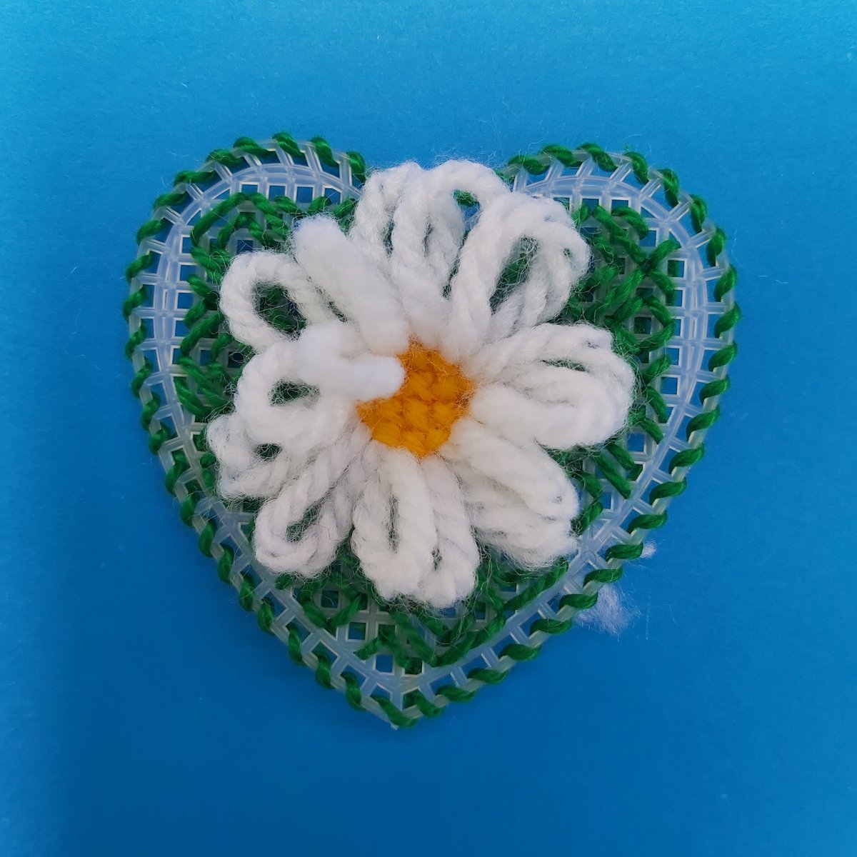 Woolly_Works's tweet photo. Hearts in our online catalogue are organised by theme. Here's one of them! Flower power.
#18AtHeart
#StitchedForSmiles See more!
https://t.co/tvvdGD8Fvc https://t.co/zb9v1rKsdI