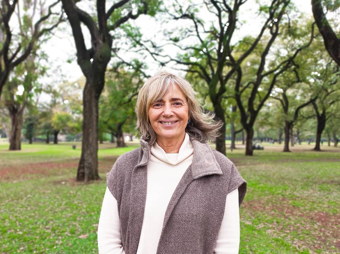 vazquezsilvia's tweet photo. Después de mucho trabajo, estoy feliz de anunciar mi precandidatura a Diputada por la Ciudad 💚 Asumo este desafío con la convicción y el compromiso de llevar al Congreso las voces quienes queremos construir un futuro mejor, con desarrollo sostenible y más inclusión social🌎 https://t.co/z3D1OcNnvt