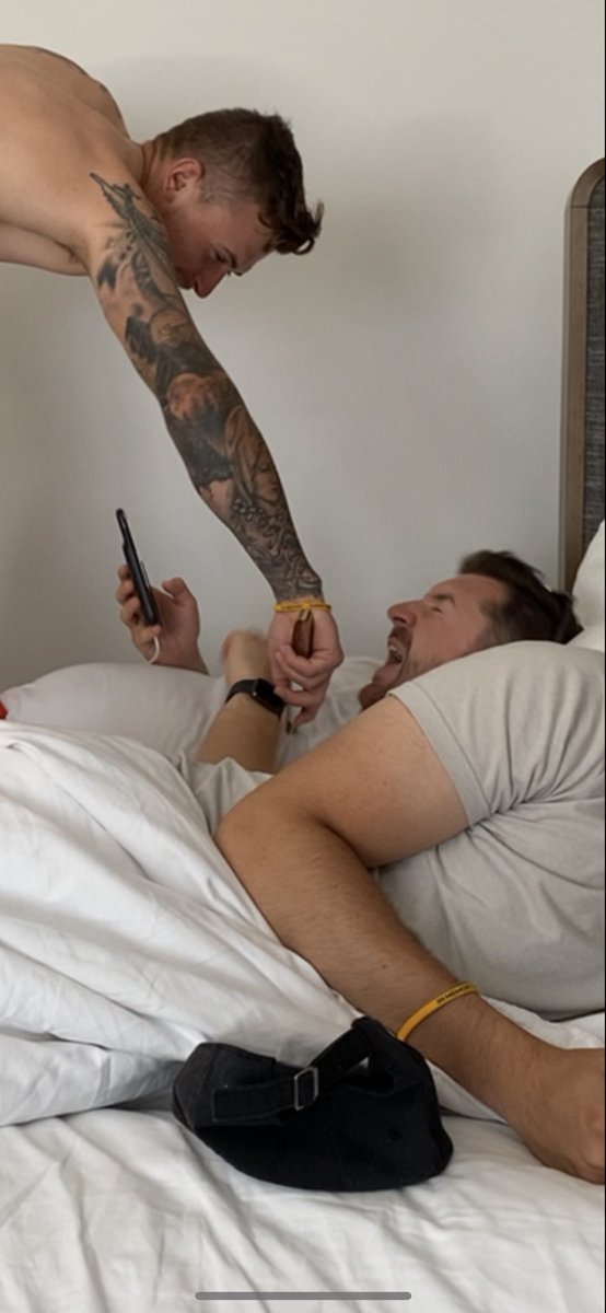jaysteezyher's tweet photo. A pinching of thy nipple circa 2021 https://t.co/24vXqpKIGX