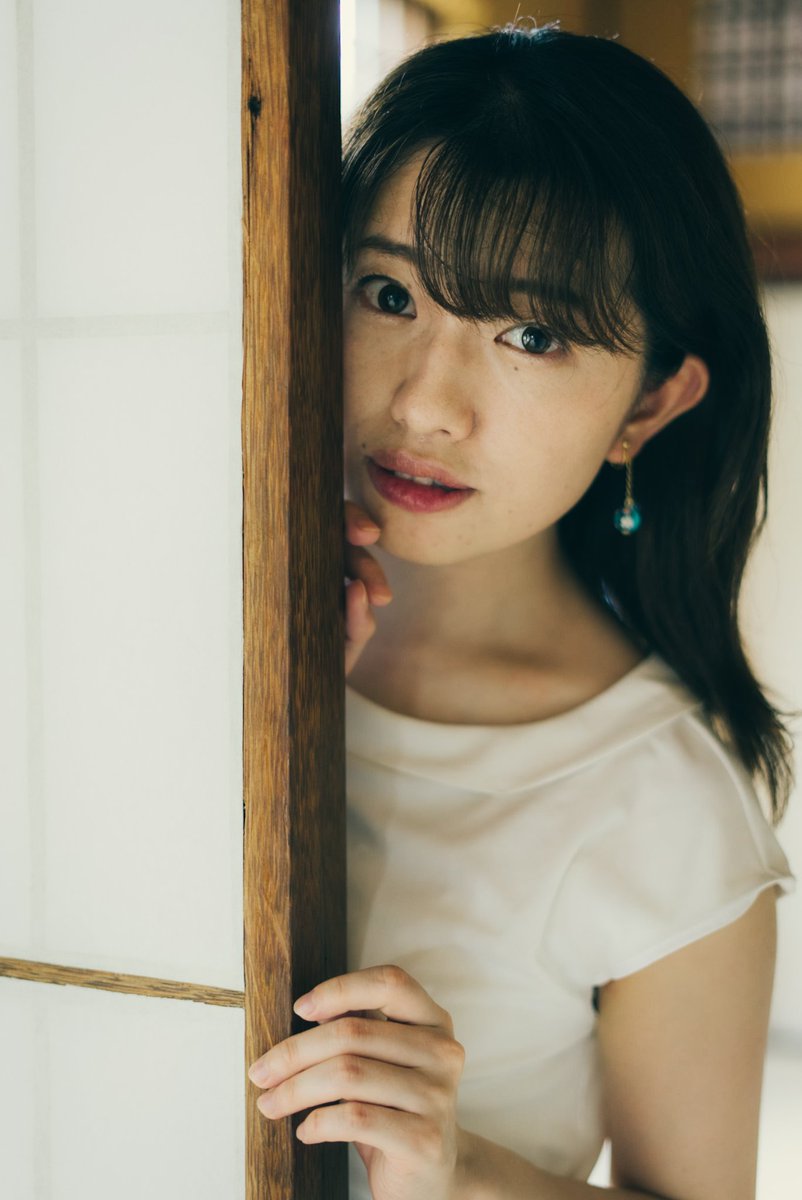 halphotograph_'s tweet photo. しっとり
#ポートレート #portrait #人像攝影 #美麗 #和室 #襖 #幽美 #withgirls https://t.co/30JinkEXCD