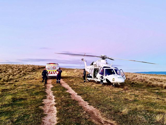 tollambulance's tweet photo. "3 weeks ago you guys came to my rescue and with great care flew me to Canberra hospital after a horse riding accident. My daughter took these pictures thank you 😊"

- Joanne https://t.co/y4JhY4VdQZ