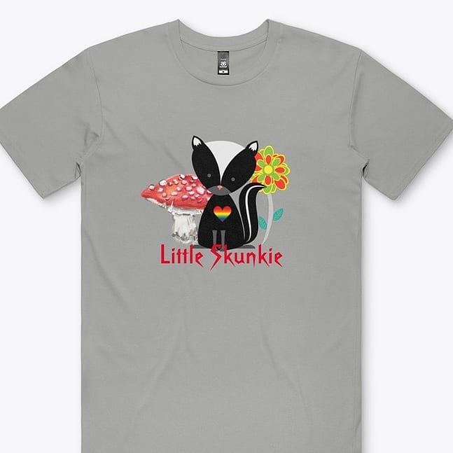 TSUpNorthAdven1's tweet photo. Check out my store for new designs for Little Skunkie ‼️

I will keep on working on new ideas for designs.

😁��😎👇
https://t.co/uFaNeO7qhr

#AffiliateMarketing #apparel #hoodies #skunks #littleskunkie #affiliate #tshirt #skunkstripe #shoppingtherapy #shopping #shoppingaddict https://t.co/dmC2yIyFbZ