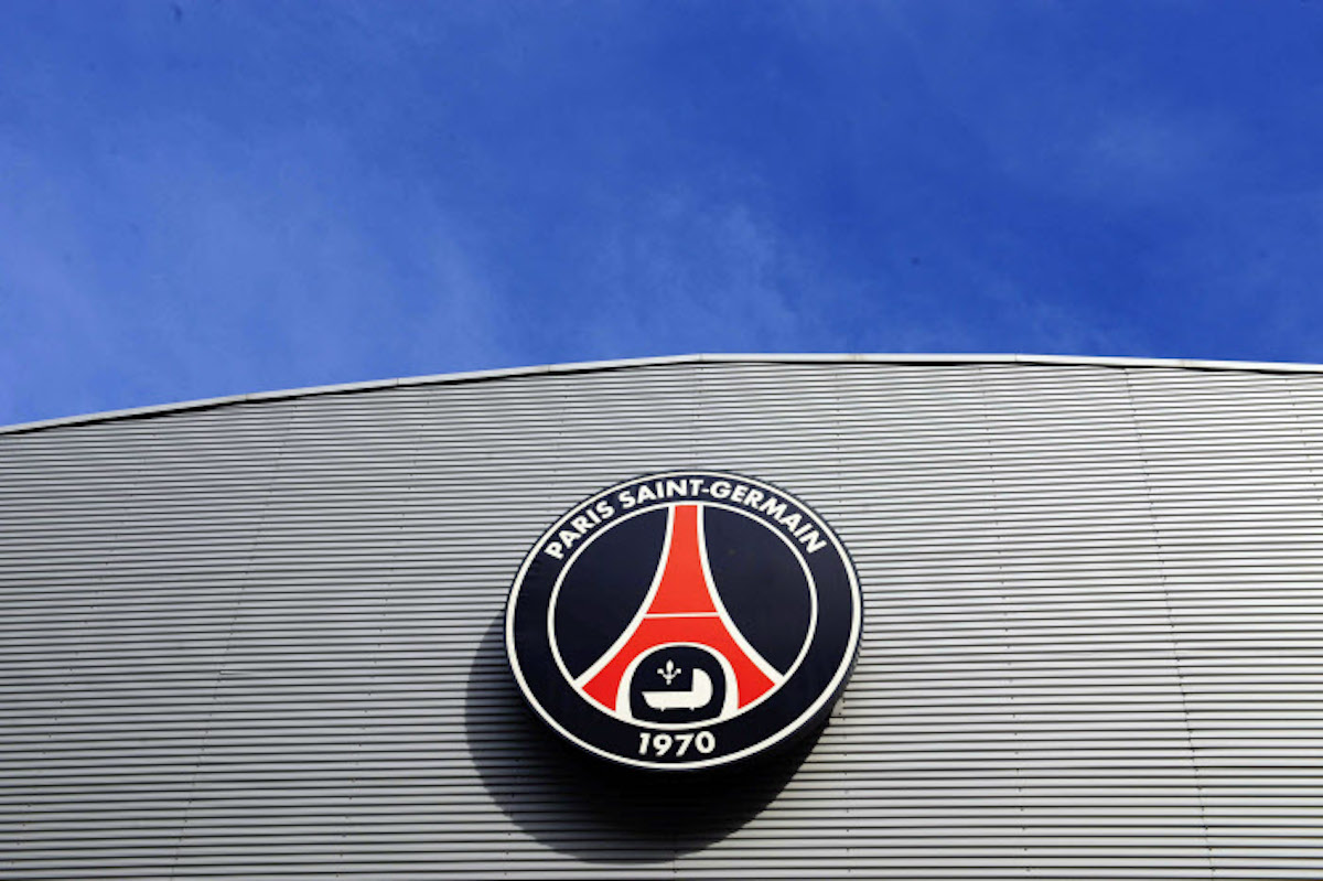 BuzzSport_fr's tweet photo. Football – Mercato – PSG : Trancher entre deux transferts https://t.co/518X21ADo1 https://t.co/k2zU7EEdLd