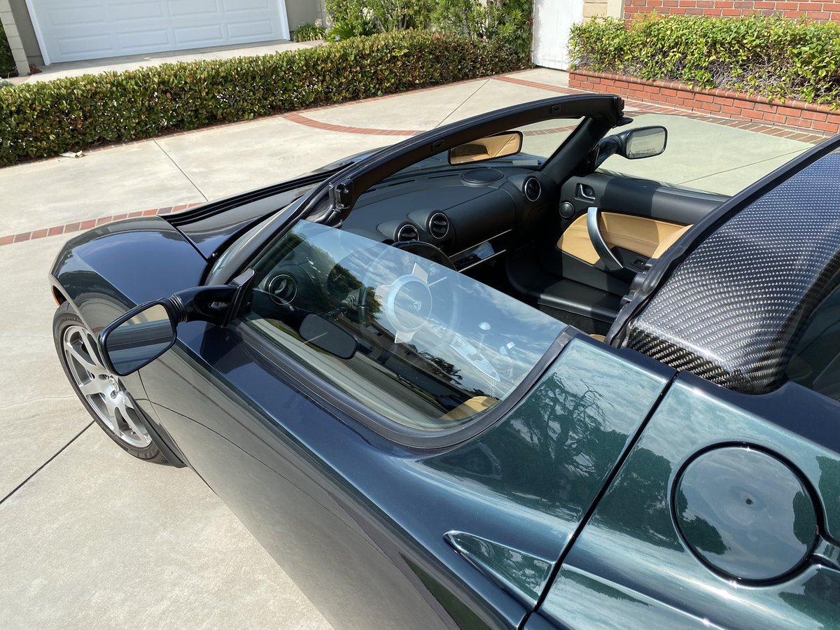 dennis_p's tweet photo. Top down @Tesla #Roadster weather. Off for a drive! https://t.co/LFdpbpDo0x