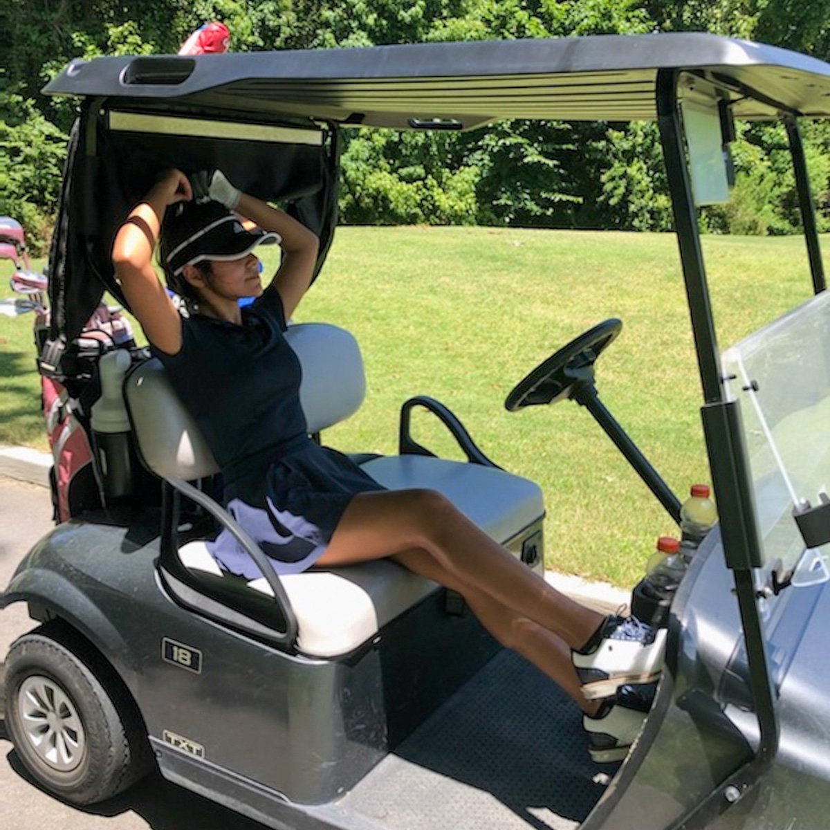 Sandra_Chica's tweet image. This is Shooter's tour. #ShooterMcChica