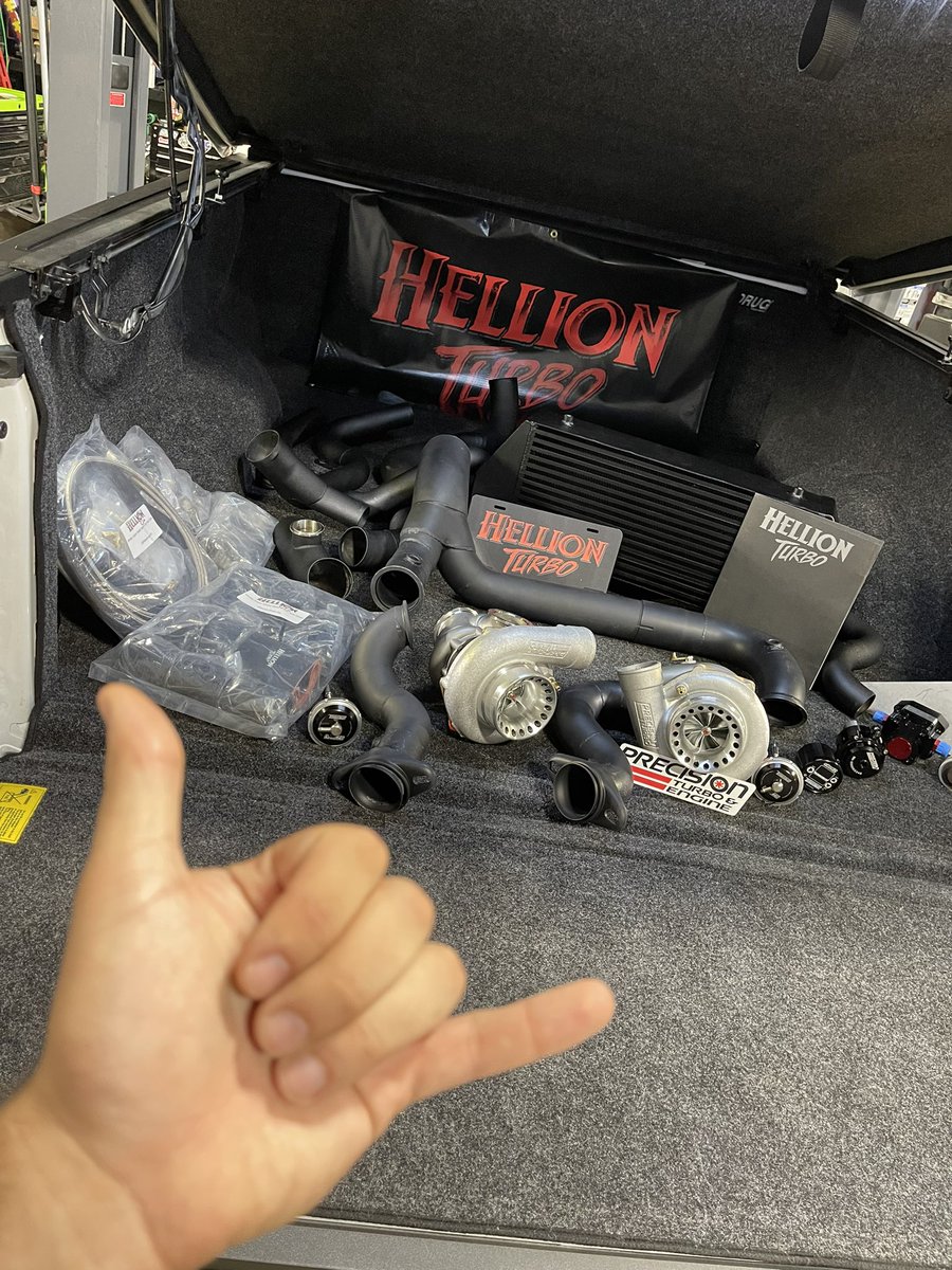 Gavin Trace Simon tweet media