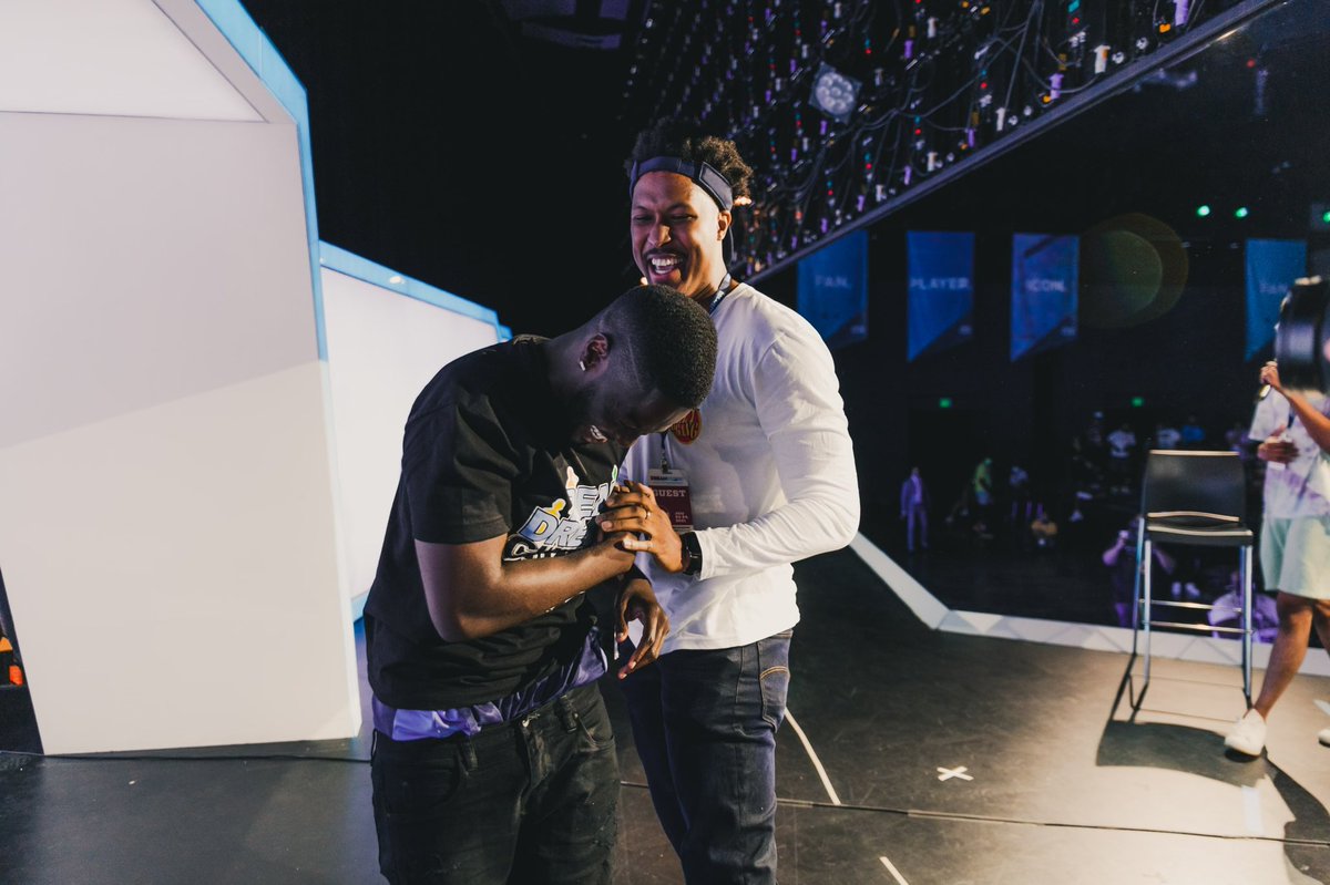 Mark Phillips tweet media