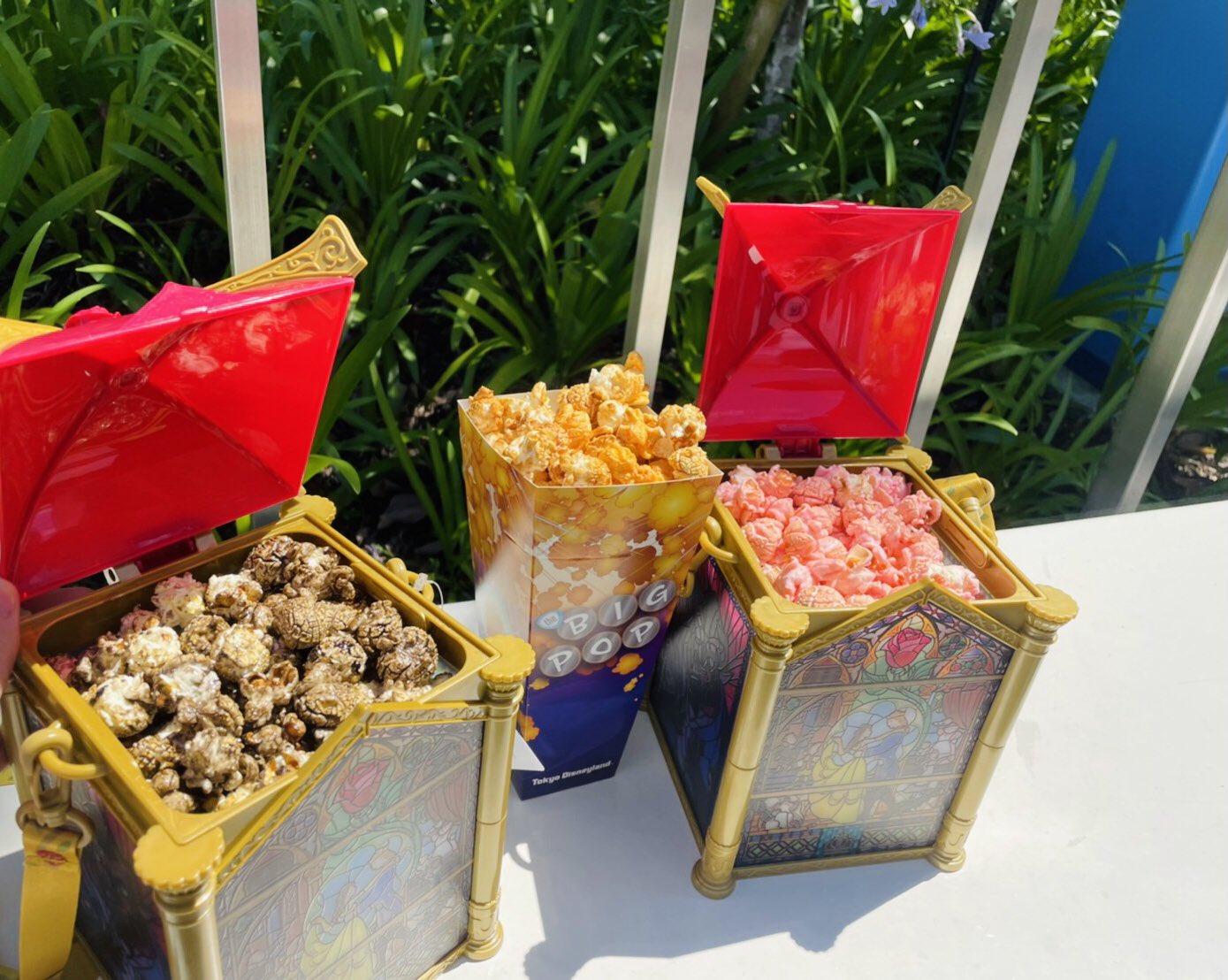 Rosetea乃工房 フェルトdeスィーツ 美女と野獣の光るホップコーンバケット いちごミルク クッキークリームを購入 いちごミルクが好き ディズニーランド ディズニーリゾート 美女と野獣 ディズニープリンセス ベル 光るポップコーンバケット 光る