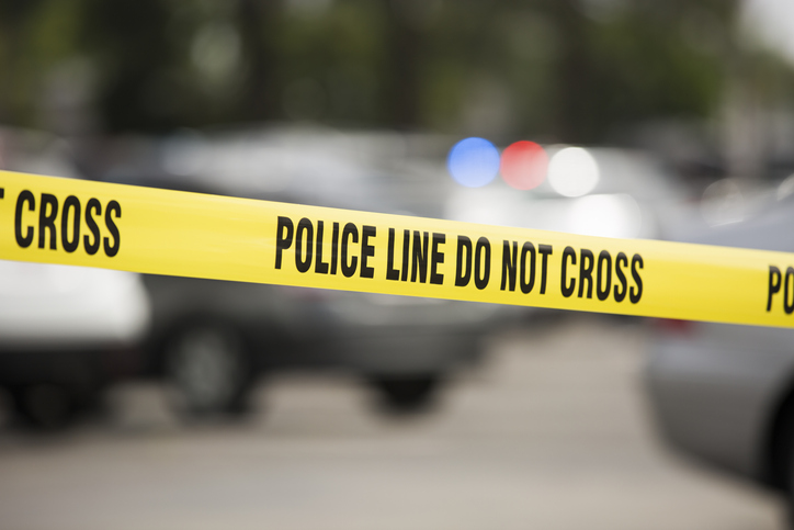 UPDATE | Police looking for white man in his 30's after 51 yr old Grimsby cyclist hit and killed. Details: iheartradio.ca/610cktb/1.1569…