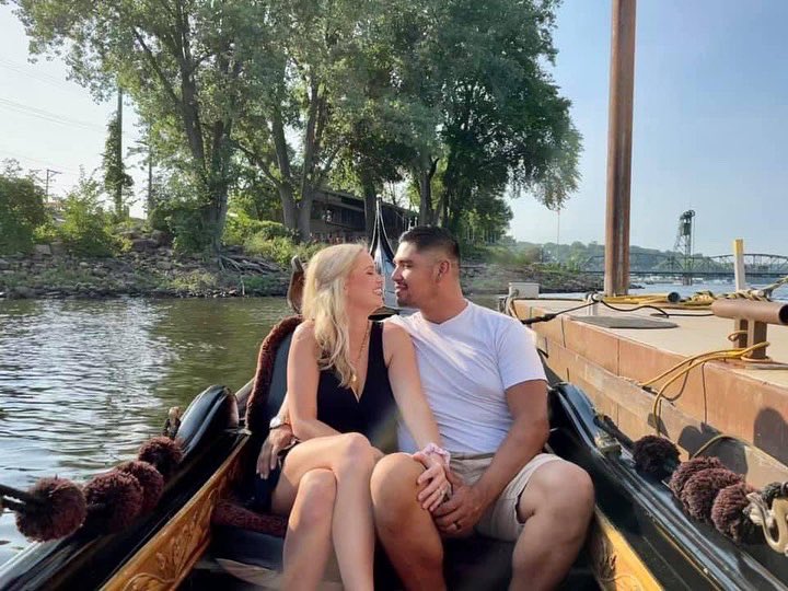 DjHB012's tweet photo. Gentlemen, they’re out there. Angels walk this earth, I married one a year ago today 😍 It takes the right place and the right time. I found mine, and she’s no doubt my forever. Happy Anniversary @kategundersen I love you so much! 🥂🍾💍 https://t.co/z1pNbMVhNc