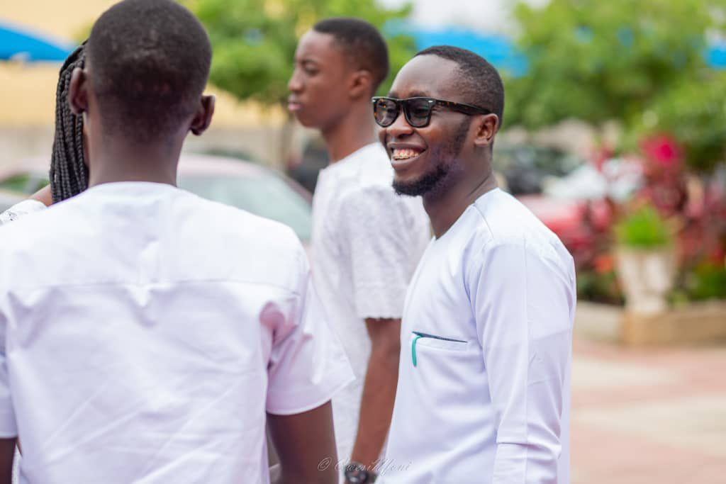 KoPaColored's tweet photo. .@quabnaagyekum (Dr Kwabena Asumadu Agyekum) worked at the oral and Maxillofacial unit KBTH. 
He has served countless number of lives. He has better the lives of many.
He was selfless and dedicated to his call. 
Ghana has lost a very important doctor. 
RIP friend https://t.co/9SZiWSywce
