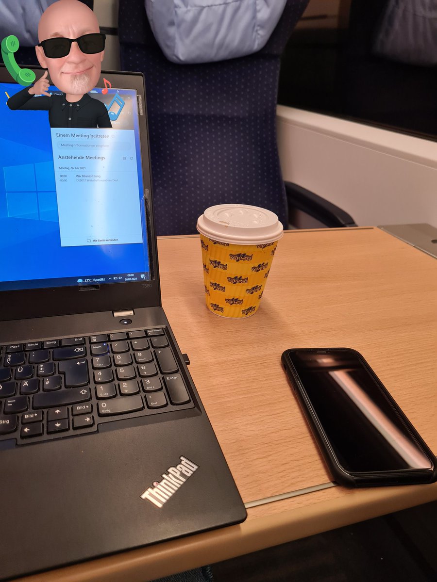 rockebey's tweet photo. <--- ist dann mal im #MobileOffice #OntheTrainagain https://t.co/8O2gLx0o2c