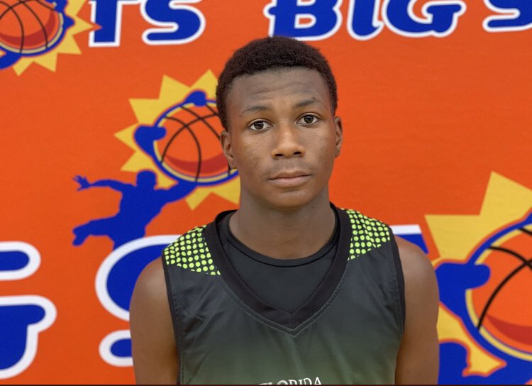 NorthFloridaUn1's tweet image. North Florida United finishes the Big Shots Event with a 62-30 win for a 3-1 record through the weekend. Colton Zapp continued his offensive display with 18 points (4 three’s) &amp;amp; 7 boards, while Bennie McDuffie Jr. rounded out the stat sheet with 12 pts, 10 ast, and 4 stls.