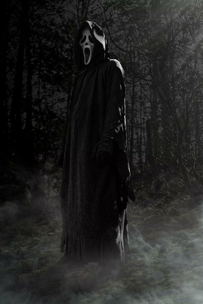 LblsUnderground's tweet photo. It has been awhile since I did a #Ghostface photoshoot with @cuttoodeephcc. Another photoshoot is being planned. Can't wait to do more epic shots like this one to capture that #SCREAM film feel. #ForWes #CutTooDeep #CutTooDeepHCC #HorrorFam https://t.co/BlXqVwIXIp