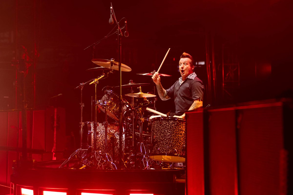 Green Day tweet media