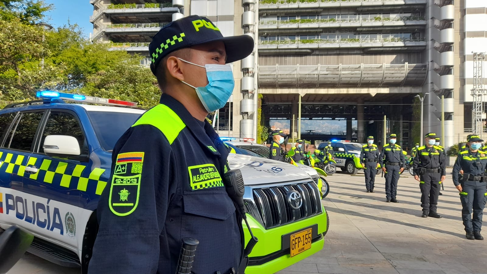 Cuanto tienes que medir para ser policia