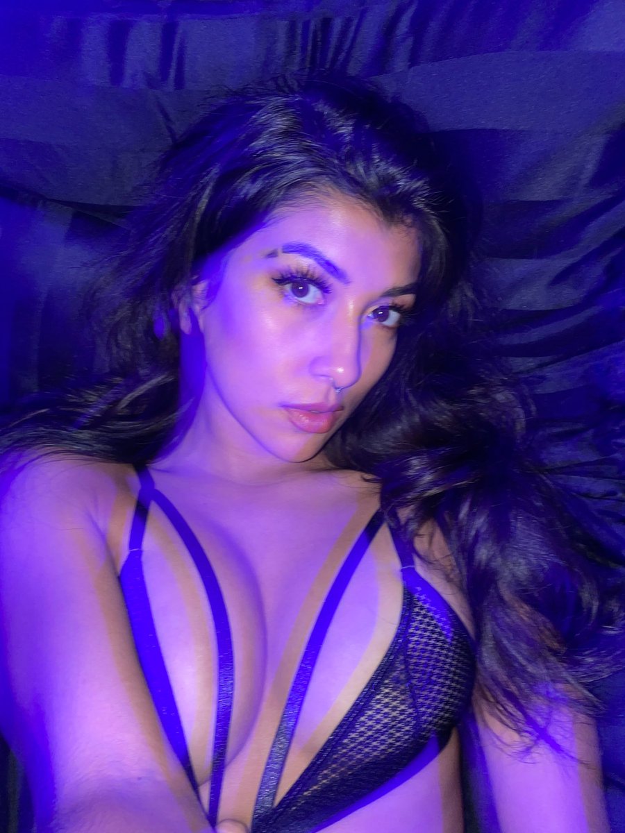 way too pretty to be fucked from the back