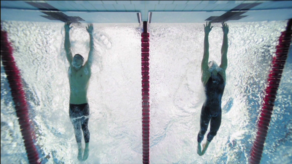 kate_mackay7's tweet photo. Idk about you but I still get chills when I think of Michael Phelps’ gold-medal-winning photo finish in Beijing https://t.co/Ml43eNiUS5
