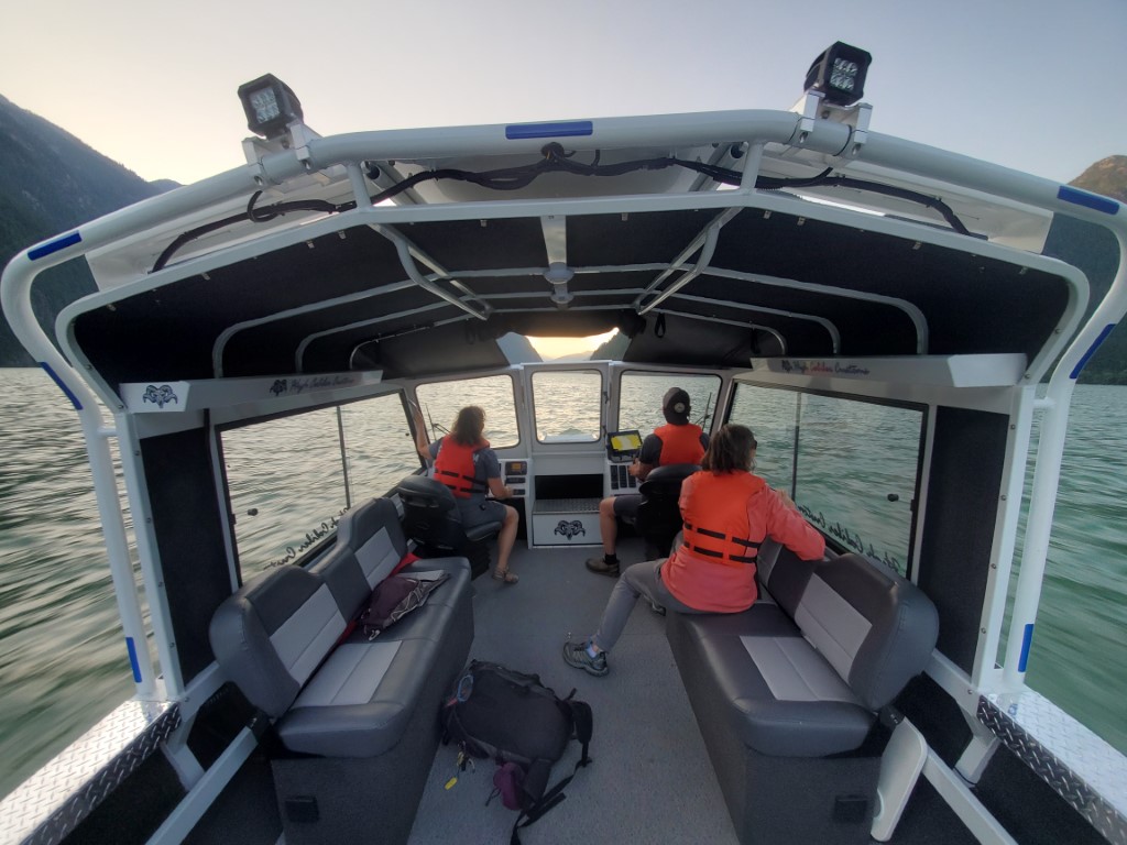 Want to help your community and support Coquitlam SAR? 

We are searching for a partner in the Tri Cities area that can offer storage for our rescue boat and vehicle.  

coquitlam-sar.bc.ca/marine-rescue-…