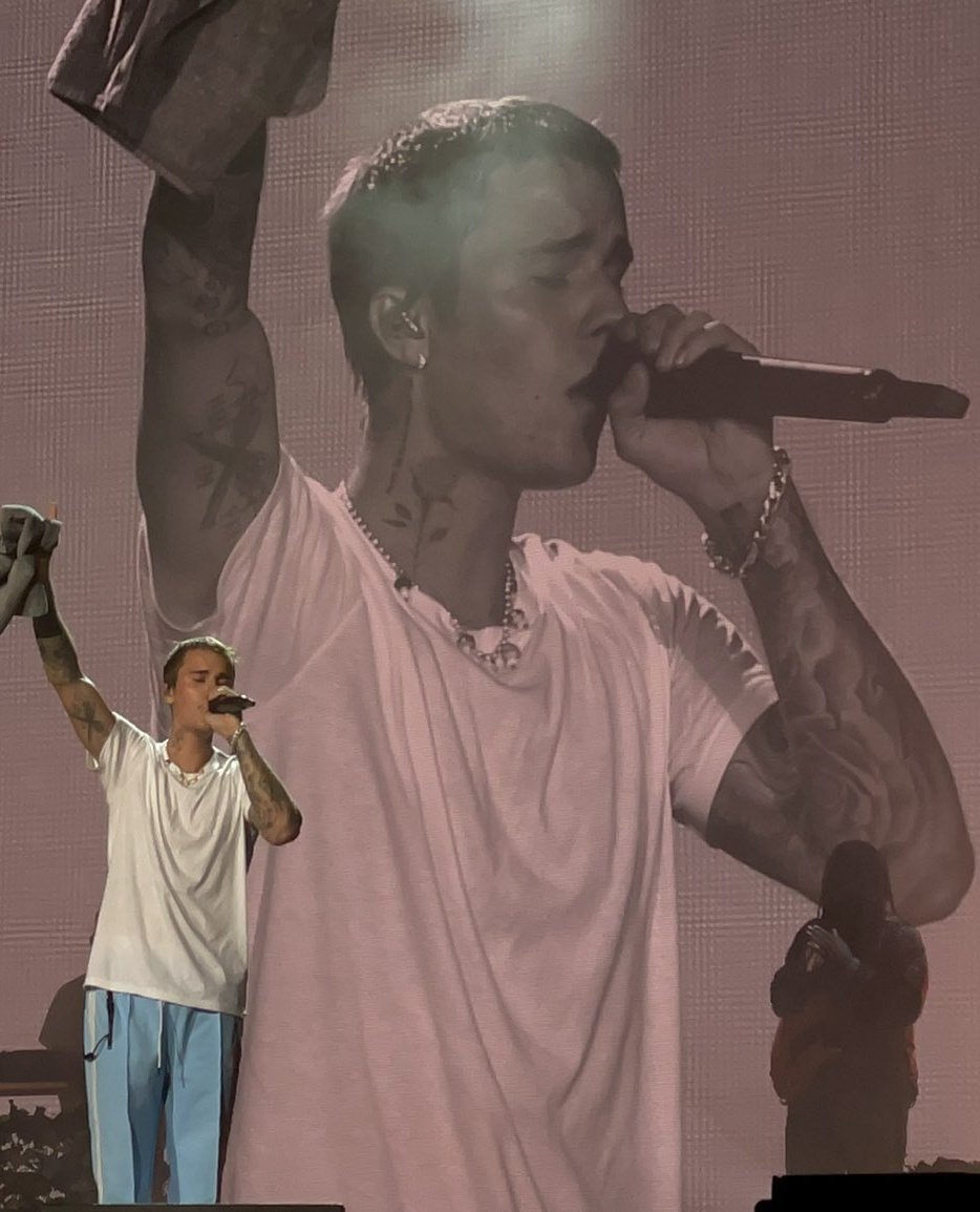 bieberspics's tweet photo. https://t.co/xtewcGhDVU