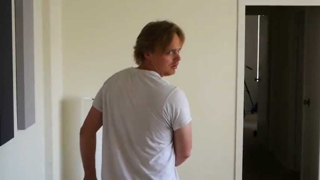 Alex's provocative art - her seductive charm