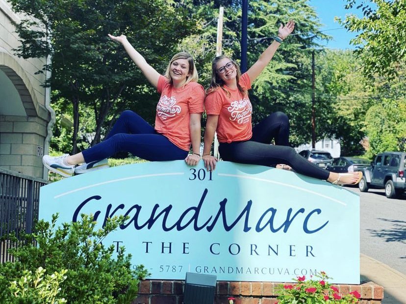 GrandMarc_UVA's tweet photo. Are you ready to schedule your move in? Here are a few things to do‼️

✅ Pay your first installment 
✅ Sign up for insurance 
✅ Sign the Resident Handbook

Check your emails once you have everything finished https://t.co/doGLS8FlBr