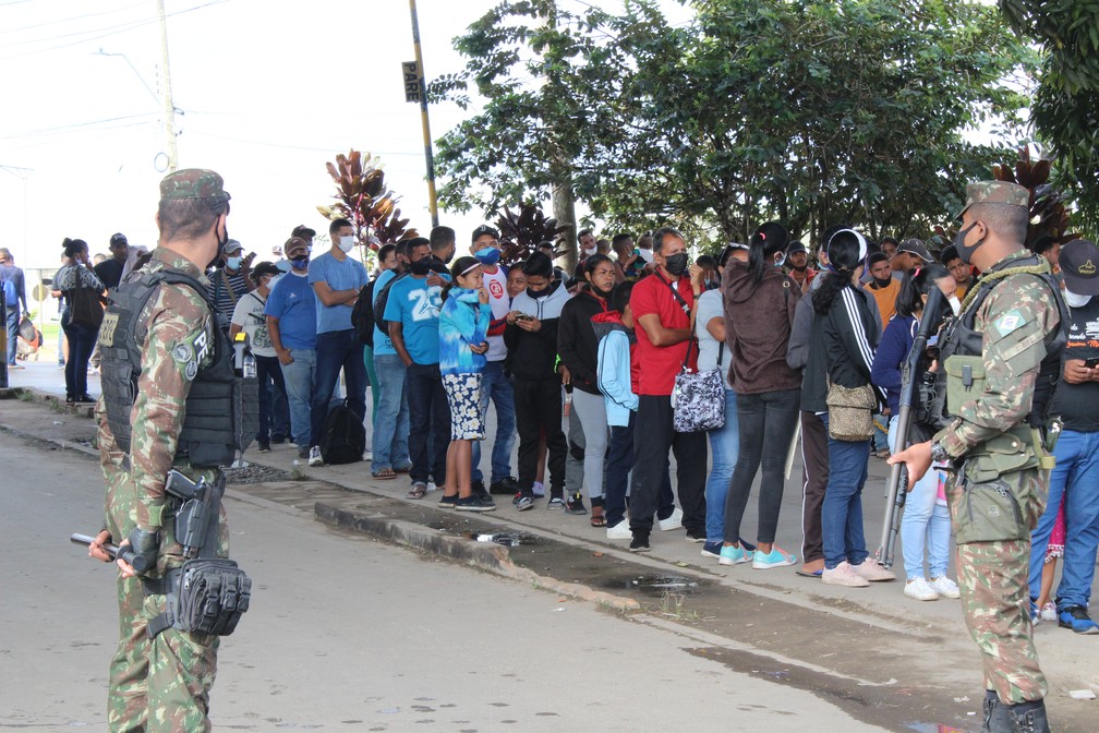 ecotalvora's tweet image. nueva oleada d venezolanos huyendo d #Venezuela procurando refugio en #Brasil (fotos d  G1 @OGloboPolitica en #Pacaraima #Roraima )