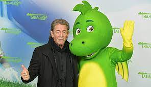 RLovesound's tweet photo. auf der ganzen Welt unterwegs ist und dort Kinder und Erwachsene begeistert #petermaffay #maffay #tabaluga #undeswarsommer #du #sonneindernacht #eiszeit #ewig #nessaja #weilesdichgibt #Rock #deutschtieferrock #Rockstar #tiefer #Josie #Nacktimwind #ÜberSiebenBrückenMusstDuGehen https://t.co/uB9zrGytgL