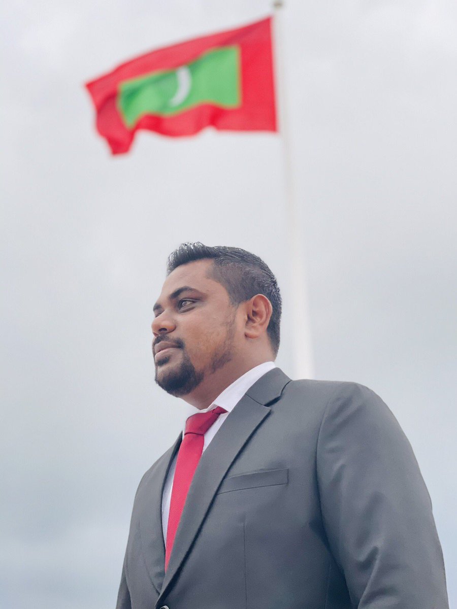 FaizuHusy's tweet photo. ދިވެހިރާއްޖޭގެ 56 މިނިވަން ދުވަހުގެ ހެޔޮއެދުމާއި ތަހުނިޔާ، ދިވެހިރާއްޖޭގެ އެންމެހާ ރައްޔިތުންނަށް އަރިސްކުރަން. މި ލޮބުވެތި ވަޠަން މިނިވަންކަންމަތީ ތާ އަބަދުމެ ލަހައްޓަވާށި! އާމީން https://t.co/gKFHeyxdF6