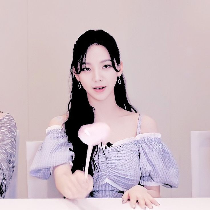 𝓟iw - piw 
ayo mutualan sama abel
. 
. 
. 
mutualan? rt Or like yaa
fambest dm aja. 

#roleplayerindo #rptwt #roleplayertwt #rptwt