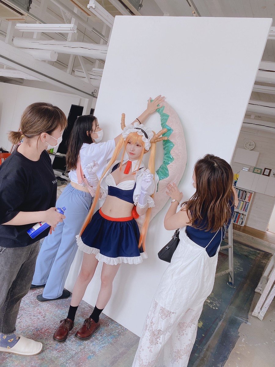 えなこさん 小林さんちのメイドラゴン コラボコスプレしたら叩かれてしまう Togetter