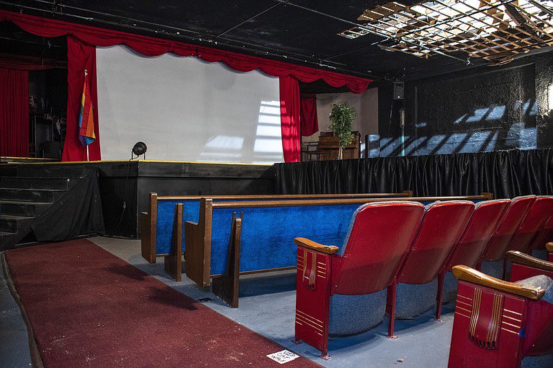MadeinArk's tweet photo. Curtain up: @centraltheatrehs in #HotSprings shows #silentfilm

Special screening of the 1926 #GretaGarbo silent film "The Temptress," w/live accompaniment by Hot Springs musician Ricko Donovan, at The Central Theatre, 1008 Central Ave.
See https://t.co/IsgRujxqx5 for details. https://t.co/C3iw0Ihyiz
