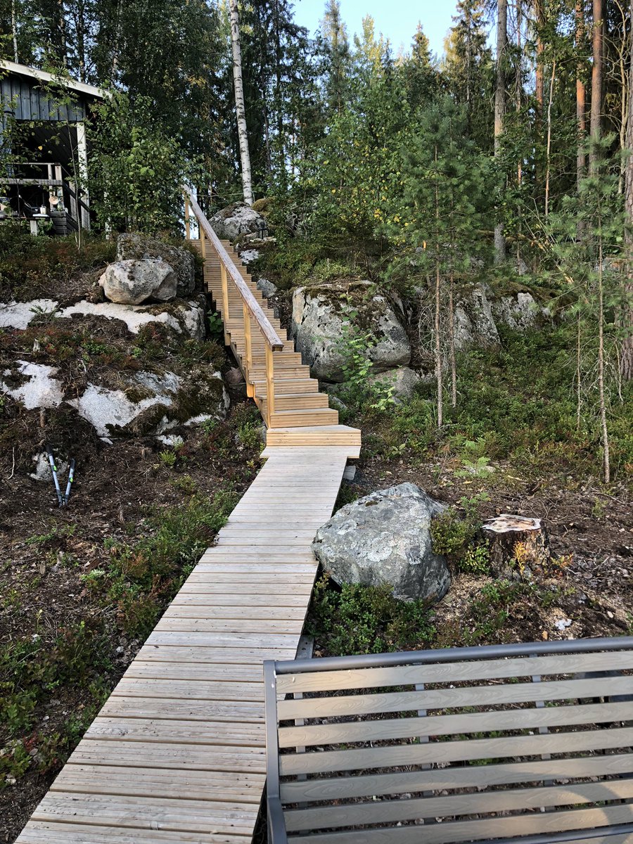 TuijaVirtanen's tweet photo. @Habachu Hyvää huomenta. Iloista työpäivää. 🤗
Täällä vielä viikko lomaa. Aamun ohjelmassa porrastreeni pölkkyjen kera. Tilanne vaatii kahvia todella paljon kahvia. ☕️☕️☕️☕️☕️ #aamukahvi #bootcamp247 https://t.co/wnymuOCVbY