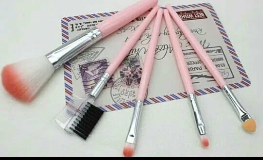 Makeup Brushes are magic wand for girls. Buy Make-up brush at price :$4.99
For more check our website(link in bio)
#girl #women #girlmakeup #womenmakeup #makeupbrushes #makeupbrushesalways #clothesshopping #girlsclothing #babiesclothing #womensclothing