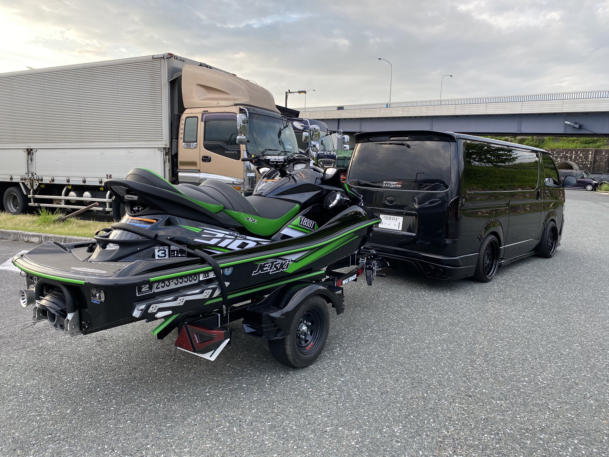 SONY 4Kテレビ　2019年製KJ -55X9000F ジェットスキー ウルトラ310lx トレーラー