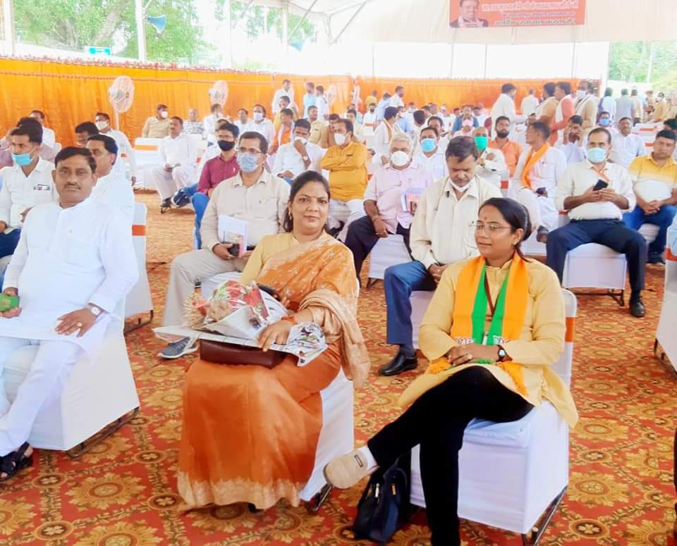 _jyotiaggarwal's tweet photo. कल उत्तर प्रदेश के यशस्वी जनप्रिय उपमुख्यमंत्री माननीय Keshav Prasad Maurya जी ने प्रयागराज से सहारनपुर मंडल के विभिन्न विधानसभाओं के सर्वांगीण विकास हेतु #UPPPW, #UPSBC, #UPRNN की कुल 290 परियोजनाओं (लागत ₹890.17 करोड़) का वर्चुअल माध्यम से लोकार्पण एवं शिलान्यास किया। https://t.co/5Q3kOX4Na5