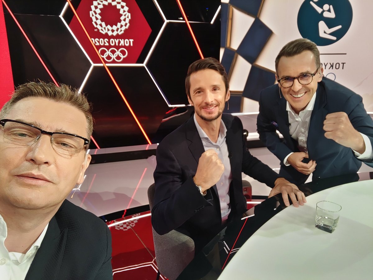 Witold_Roman's tweet photo. Zaczynamy transmisję w @sport_tvppl 
Trzymamy kciuki👍 https://t.co/AXBcFe5tv9