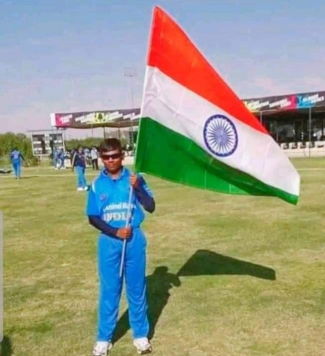 TribalArmy's tweet photo. Indian blind cricketer needs our help- he is surviving by selling vegetables &amp; doing labour work in COVID times. Tribal Younger #NareshTumda was part of 2018 blind cricket team which won 2018 World Cup. Hoping good souls here can lend him financial help. Let's do this. @BCCI https://t.co/Lj9rjBggUY
