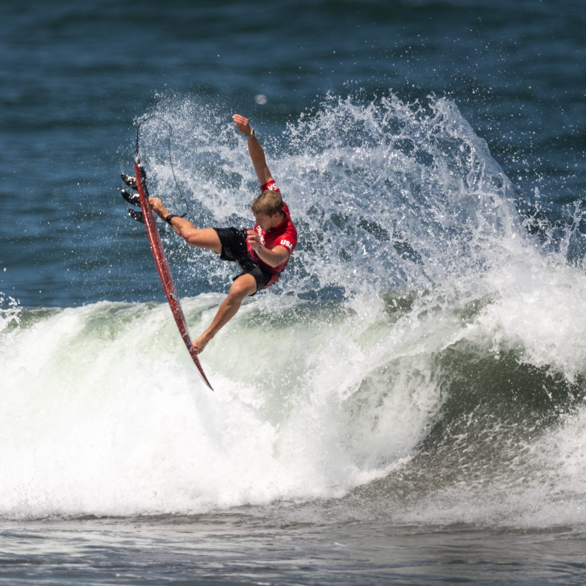 wsl's tweet photo. Both competing for the first time post-injury, @koloheandino clinches the Quarterfinal spot for Team USA. @johnjohnflorenc 
How to watch Olympic Surfing Men’s Round 3, https://t.co/wykRqF7XIQ.
#tokyo2020 #surfing
Photos: Water Work Media https://t.co/ej1bcvonyk