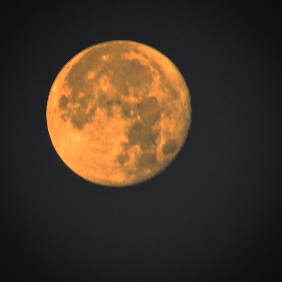 Random moon sightings  #fullmoon #photography #nikon  #moon #adayinthelifeofarealtor