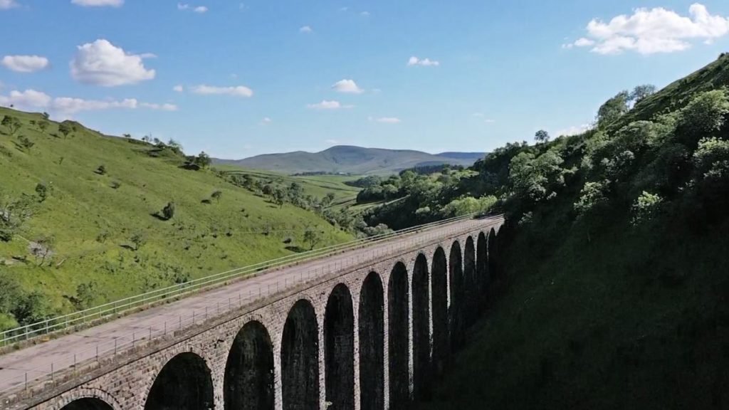 TOGWalks's tweet photo. This #accessiblewalk near the market town of Kirkby Stephen in #Cumbria takes in Smardale Gill viaduct. At 90 ft high and with 14 arches it's an impressive sight and you can just imagine the steam trains that used to cross it. #TOGWalks #Walks #Walking https://t.co/RbHXI9MQLs https://t.co/kEQsC8Q55y