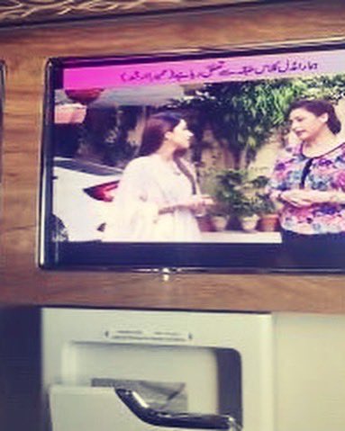 fizaahshoaib's tweet image. Now watch #HamareMehman at @emirates airline 💕

#FsFam 💕

@ARYNEWSOFFICIAL