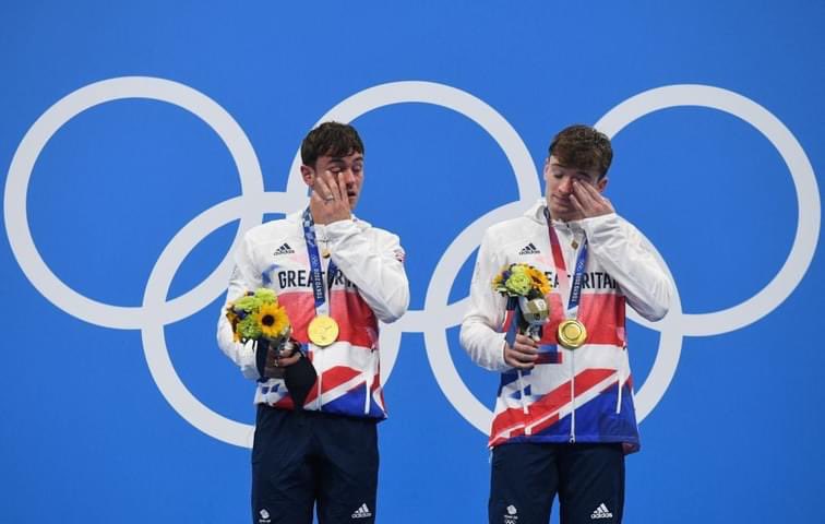 What an emotional moment Boys you did it ! and make England very proud #1 #Olympic #gold medalists