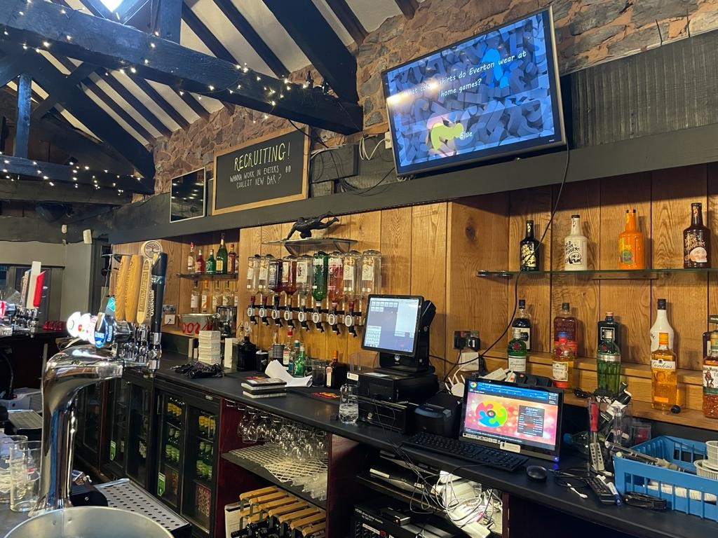 The Jigsaw System 🖥️ is a welcome addition to Castle Street Sports &amp; Entertainment bar in Exeter.

Entertain 🎭 your customers like a pro 👌 Book your free demo today!