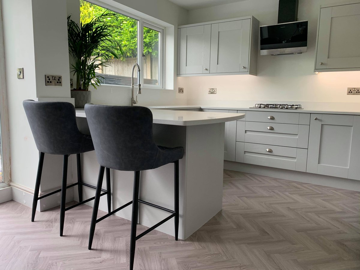 OnTrendKitchens's tweet photo. Thanks to our customer, Oben kitchen for sharing this beautifully done Cartmel Light Grey kitchen. A great example of the practicality of a G shape kitchen with plenty of storage space and breakfast bar for extra seating. Thanks for sharing to our customer! #realkitchen #kitchen https://t.co/fLLpd6OHcq