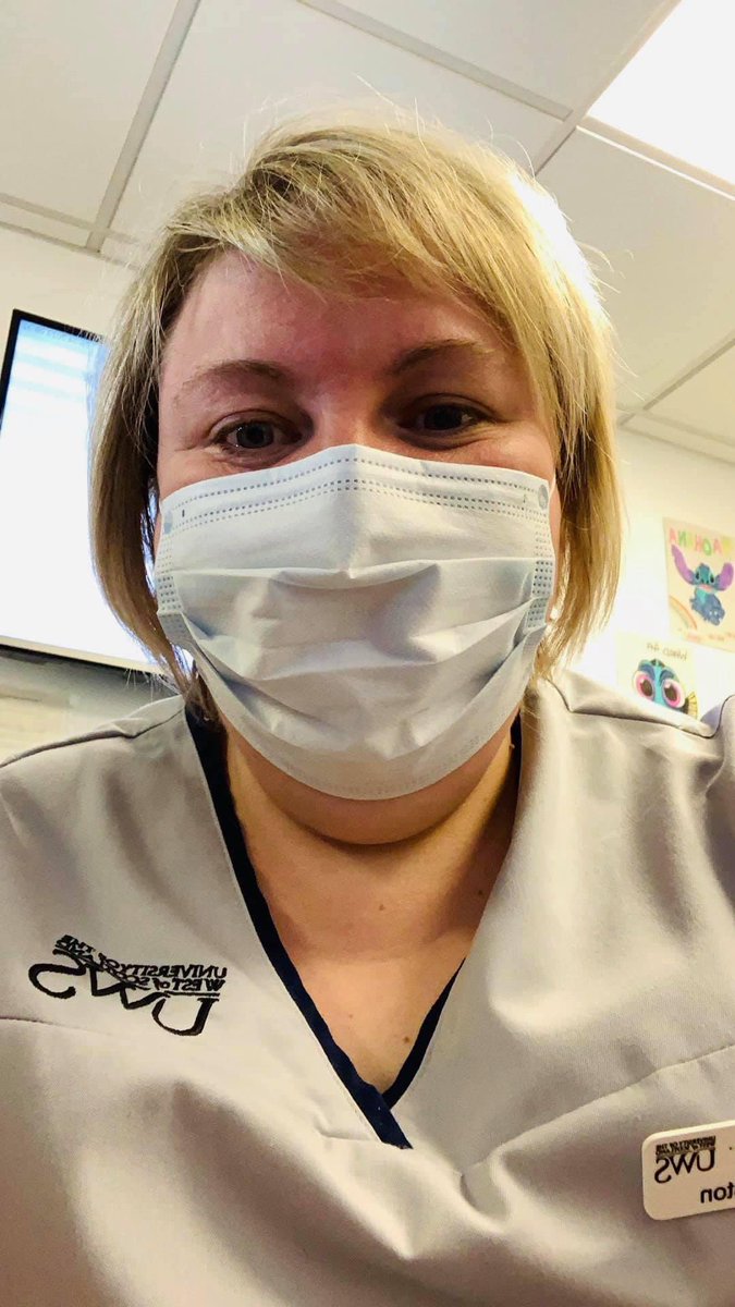 eils89's tweet photo. Last ever shift as a @uwshls  student nurse. It’s been a whirlwind 3 years, now I’m all signed off and raring to go. I’ve met some amazing people along the way and ready to start the next chapter as a staff nurse. Thanks to everyone who’s helped me along the way 😊 #studentnurse https://t.co/IDf7BIqTcJ