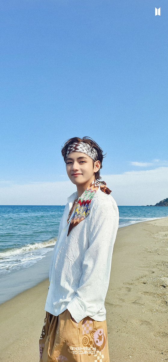 1230GIFS's tweet photo. 💜💜💜 https://t.co/KrjCBItKzC