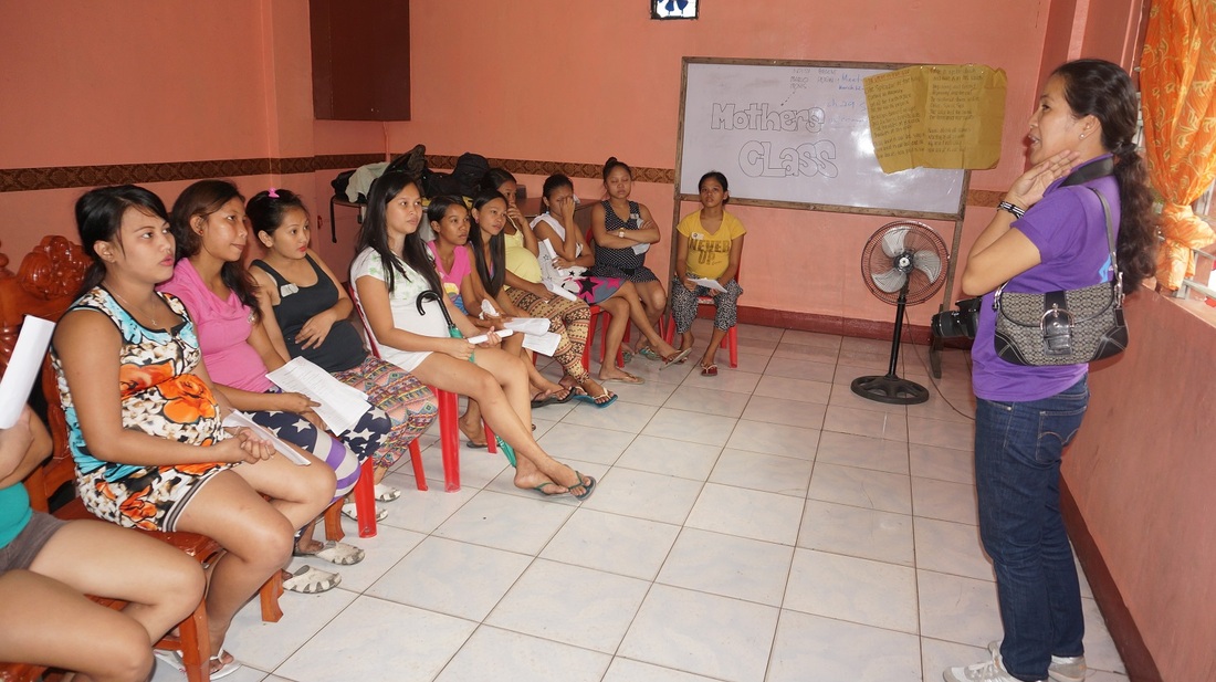 Close to 16 million adolescents give birth every year; 95% of them reside in developing countries.
Our Youth Initiative will work with girls as soon as they are able to become #pregnant, which can be as early as at the age of 10!
Find out more:
zeromothersdie.org/youth.html