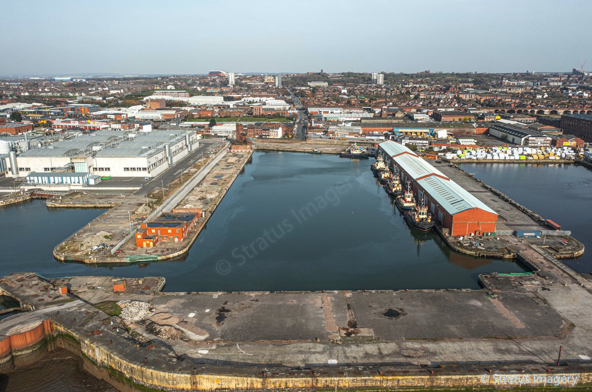 Today is the day work official starts on the NEW <a href="/Everton/">Everton</a> stadium 👷🏻‍♂️🏗🏟360 look above Bramley Moore 👉🏻 kuula.co/post/N5Yv6 stratusimagery.co.uk <a href="/LivEchoEFC/">Everton FC News</a> <a href="/ExploreLpool/">Explore Liverpool</a> <a href="/PeelLandP/">Peel L&P</a> <a href="/grandoldteam/">Grand Old Team</a> <a href="/PlaceNorthWest/">Place North West</a> <a href="/PlaceNorthWest/">Place North West</a> <a href="/Laing_ORourke/">Laing O'Rourke</a> #everton #bramleymoore