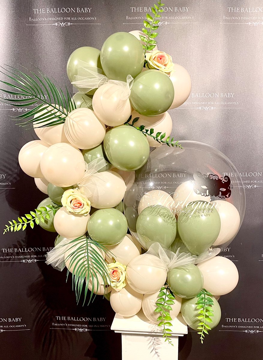 Theballoonbaby1's tweet photo. Our bubble hugs are so popular, we can make for any colour or theme and we can even add your logo🎈#balloons #stockport #bubblehug #shoplocal #SmallBusinesses #corporate #party #celebrate https://t.co/gsNQlS0Mr7